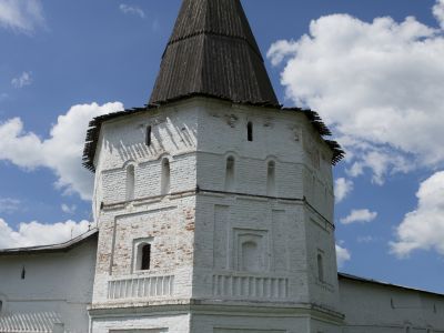 Башня Никольская