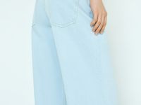 Прямые джинсы со средней посадкой, Голубой