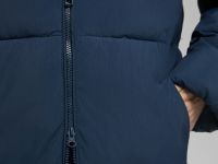 Утепленное стеганое пальто с капюшоном