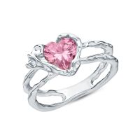 Серебряное кольцо с фианитами
