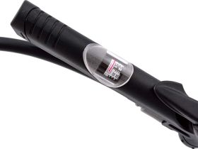 Компактный насос GIYO GM-71 с манометром и шлангом (серебристый)