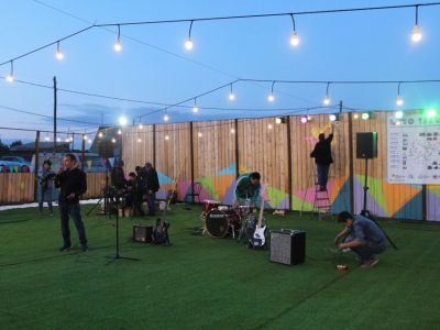 Стрит-арт под живую музыку. Команда фестиваля «Leto Yakutia» провела мастер-классы в Нюрбе