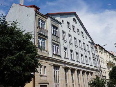 Здание кредитного банка