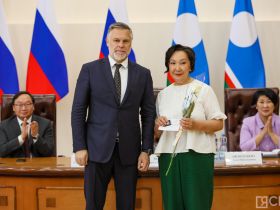Государственные награды вручили медицинским работникам Якутии