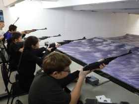80 школьников собрал Республиканский турнир по пулевой стрельбе в Якутске