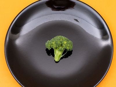 Ограничение калорий поможет замедлить старение мозга