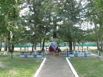 Памятник воинам-землякам, погибшим в годы Великой Отечественной войны