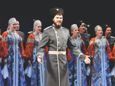 ОГАРНХ. Да не тужите, братья - казаки.