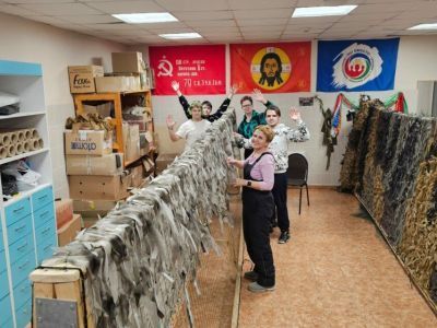 Ольга Балабкина встретилась в Мирном с волонтёрами районного штаба «Мы вместе»