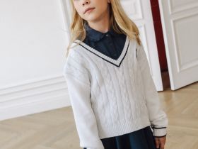 Свитер для девочки