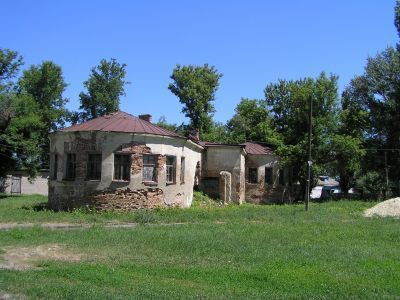 Школа, построенная Чертковыми