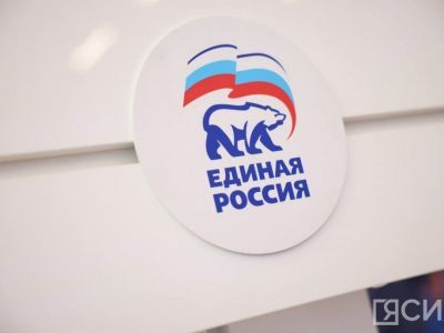 Владимир Путин вручил Дмитрию Саблину награду «Золотая звезда» Героя России