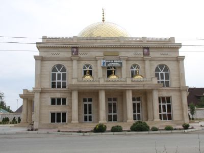 Здание школы им. Дени Арсангираева (Арсанова)