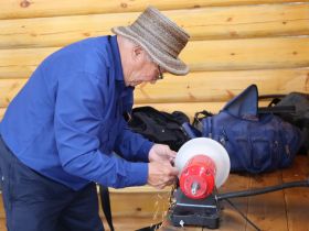 На Ысыахе Олонхо определят лучших изготовителей хомусов, колокольчиков, луков и ножей