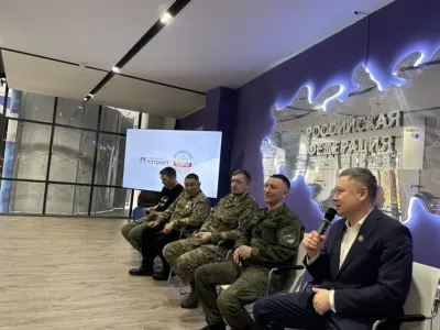 Ветеранам СВО вручили якутские ножи от имени главы республики