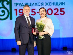 Матерям Якутии вручили госнаграды с денежным вознаграждением