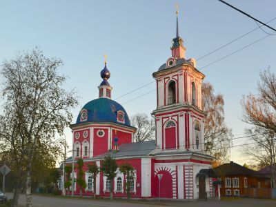 Церковь Покрова с колокольней