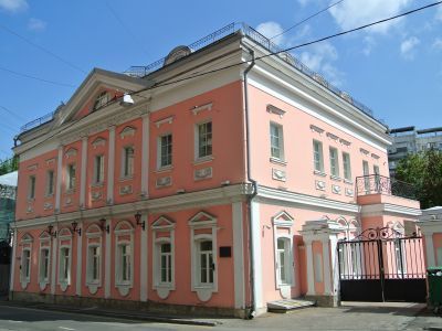 Городская усадьба Барятинских, сер. XVIII в. - 1-я пол. XX в. Главный дом, сер. XVIII в. - XIX в., 1-я пол. XX в.