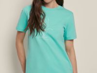 Футболка приталенного силуэта с принтом