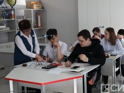 Якутских школьников начнут обучать профессиям веб-дизайнера и медбрата