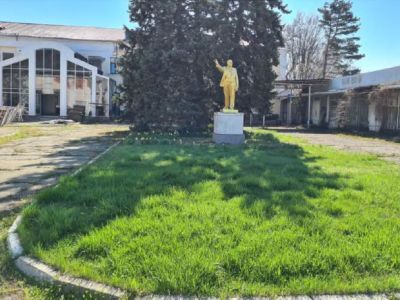 Памятник В.И. Ленину