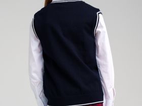 Жилет трикотажный для девочек