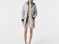 Женское платье Lacoste с высоким воротом на молнии