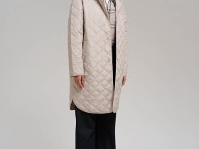 Стеганое пальто с искусственным утеплителем