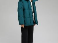 Стеганая куртка с капюшоном