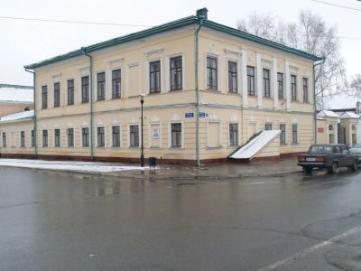 Комплекс уездного суда