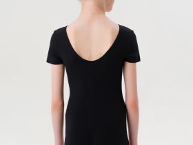 Боди трикотажное спортивного назначения для девочек