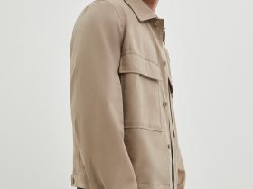 Ветровка из хлопка с отложным воротником