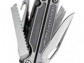 Мультитул Leatherman Charge TTi с чехлом