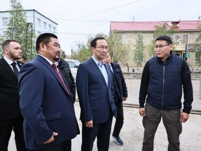 Капитальный ремонт центральной улицы Олекминска завершится в октябре