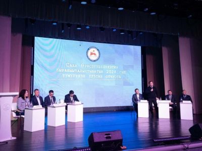 Глава Мегино-Кангаласского улуса отметил активность жителей района в очных отчетах правительства