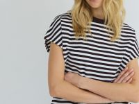 Футболка в полоску со спущенным плечом, Коричневый