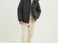 Куртка утепленная из водонепроницаемой ткани