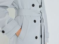 Длинный плащ, Серый