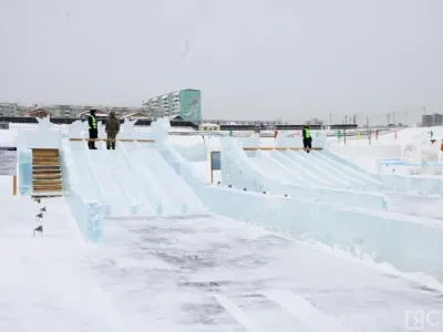 В Якутске открыли ледовый городок «Северное сияние»