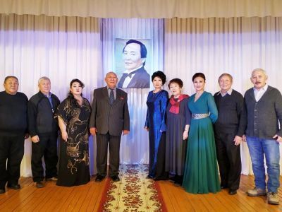 Культурному центру села Бетюнцы Намского улуса присвоено имя знаменитого тенора Семена Оконешникова