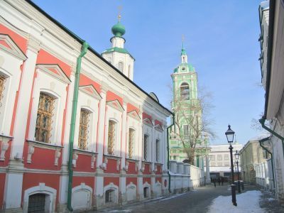 Церковь Ивана Предтечи под Бором с фрагментами. Колокольня