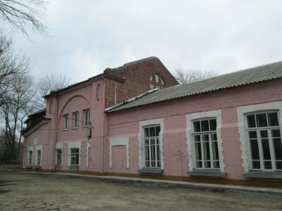 Здание, в котором в 1920 - 1921 гг. размещался клуб "Знание и свобода", где перед железнодорожниками выступали И. Кушнарев, В. Шишкин, В. Пшеницын