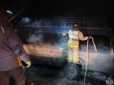 Два пассажирских автобуса съехали в кювет по пути из Усть-Неры в Магадан