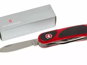 Нож перочинный Victorinox EvoGrip 14 2.3903.С 85мм 14 функций красно-чёрный