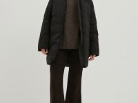 Полупальто с воротником-стойкой