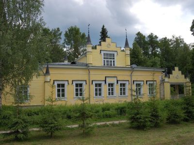 Усадебный дом