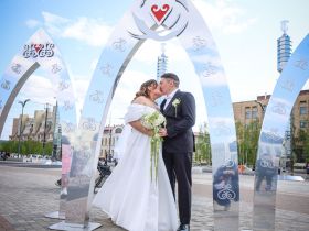 Первая торжественная регистрация брака состоялась на площади Республики