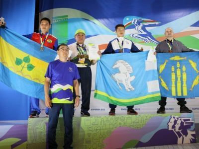 Спортсмены Усть-Алданского района вновь празднуют победу в гиревом спорте