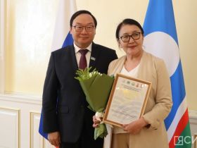 В Якутии наградили лучших социальных работников