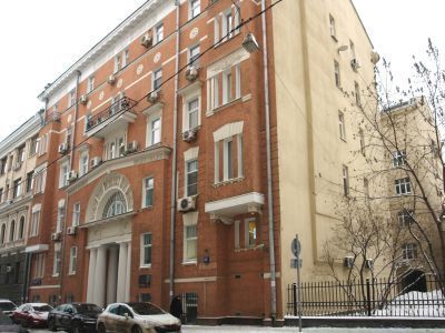 Квартира, в которой в 1927-1942 гг. жил и работал художник М.В.Нестеров